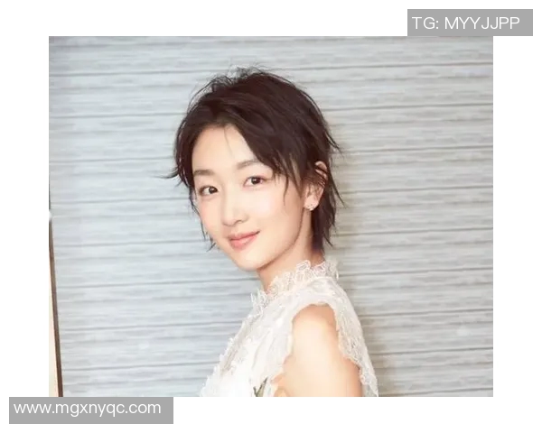 短发发型的足球明星男生魅力解析与时尚搭配技巧分享